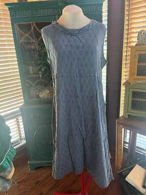 Flax sleeveless Textured Slate Blue Shift Medium Dress